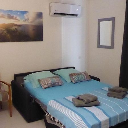 Appartement proche de la mer Ty Manganao Saint-Francois  Exteriör bild